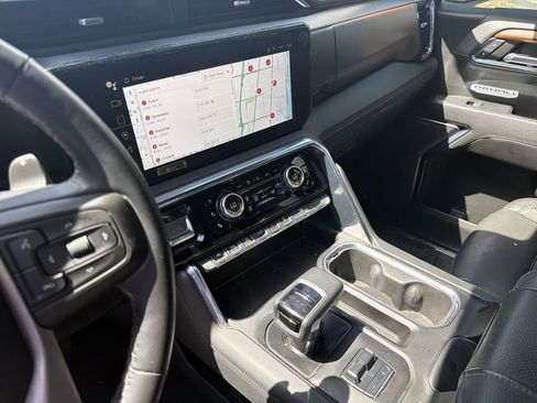 Used 2023 GMC Sierra 1500 Denali w/ Technology Package image 22