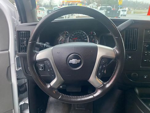 Used 2016 Chevrolet Express 3500 LT w/ LT Preferred Equipment Group image 10