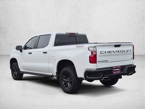 Used 2022 Chevrolet Silverado 1500 LT Trail Boss w/ Convenience Package II AWD/4WD image 7