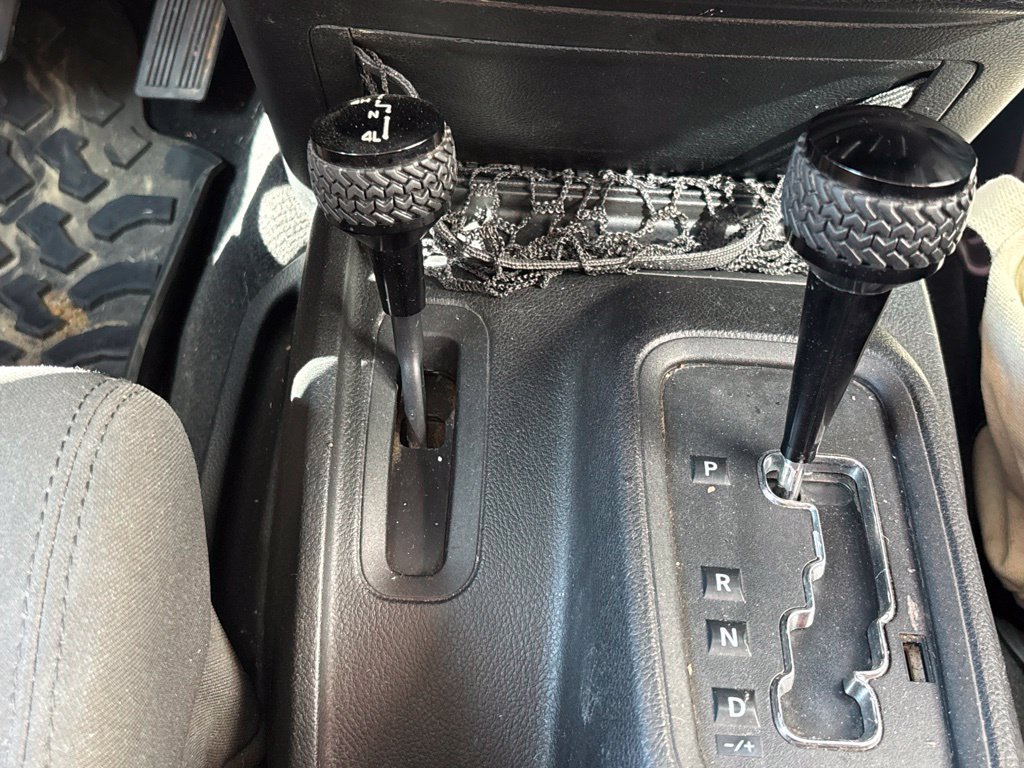 Used 2012 Jeep Wrangler Sport AWD/4WD image 12