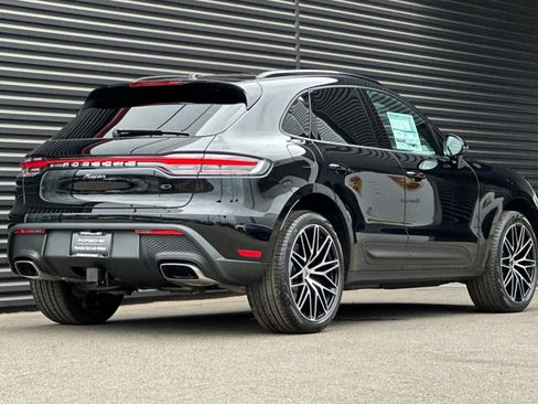 Used 2025 Porsche Macan AWD/4WD image 8