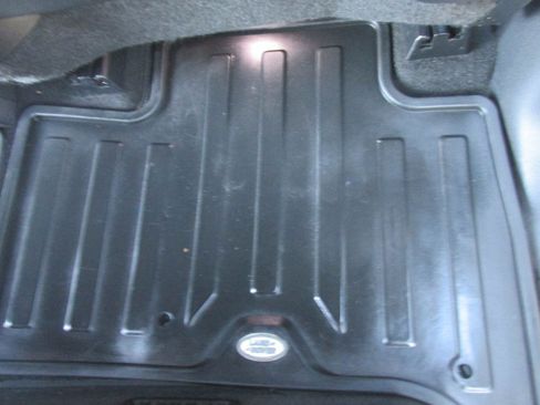 Used 2018 Land Rover Discovery HSE image 83
