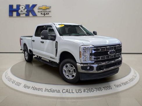 Used 2025 Ford F250 XLT AWD/4WD image 1