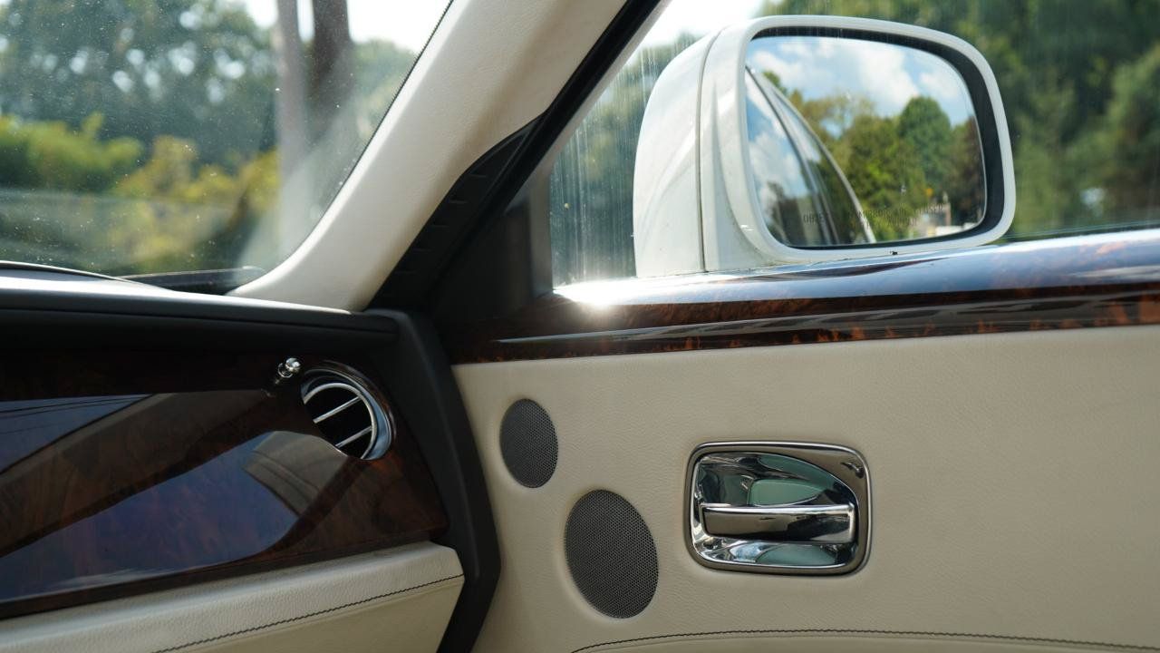 Used 2011 Rolls-Royce Ghost RWD image 70