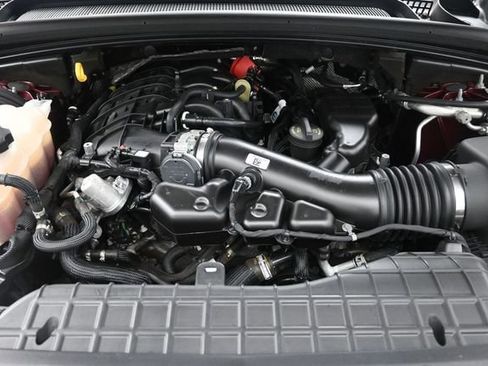 Used 2021 Jeep Grand Cherokee L Limited AWD/4WD image 32