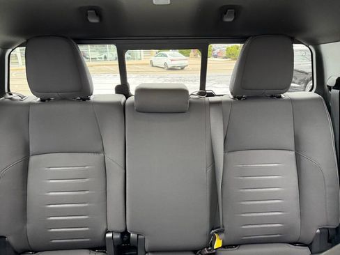 Used 2024 Toyota Tacoma TRD Sport image 16