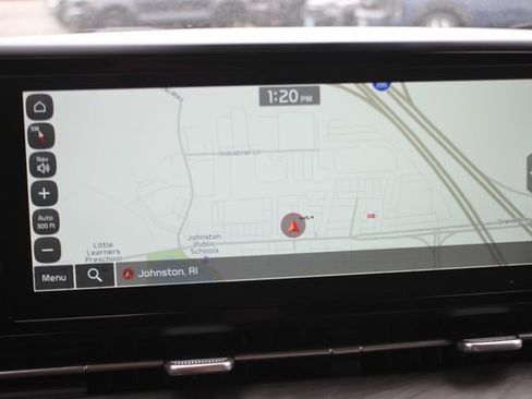 Used 2024 Kia Carnival EX FWD image 6