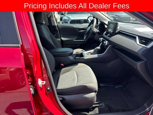 Used 2022 Toyota RAV4 XLE w/ Convenience Package AWD/4WD image 21