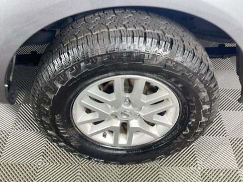 Used 2017 Nissan Frontier SV RWD image 29