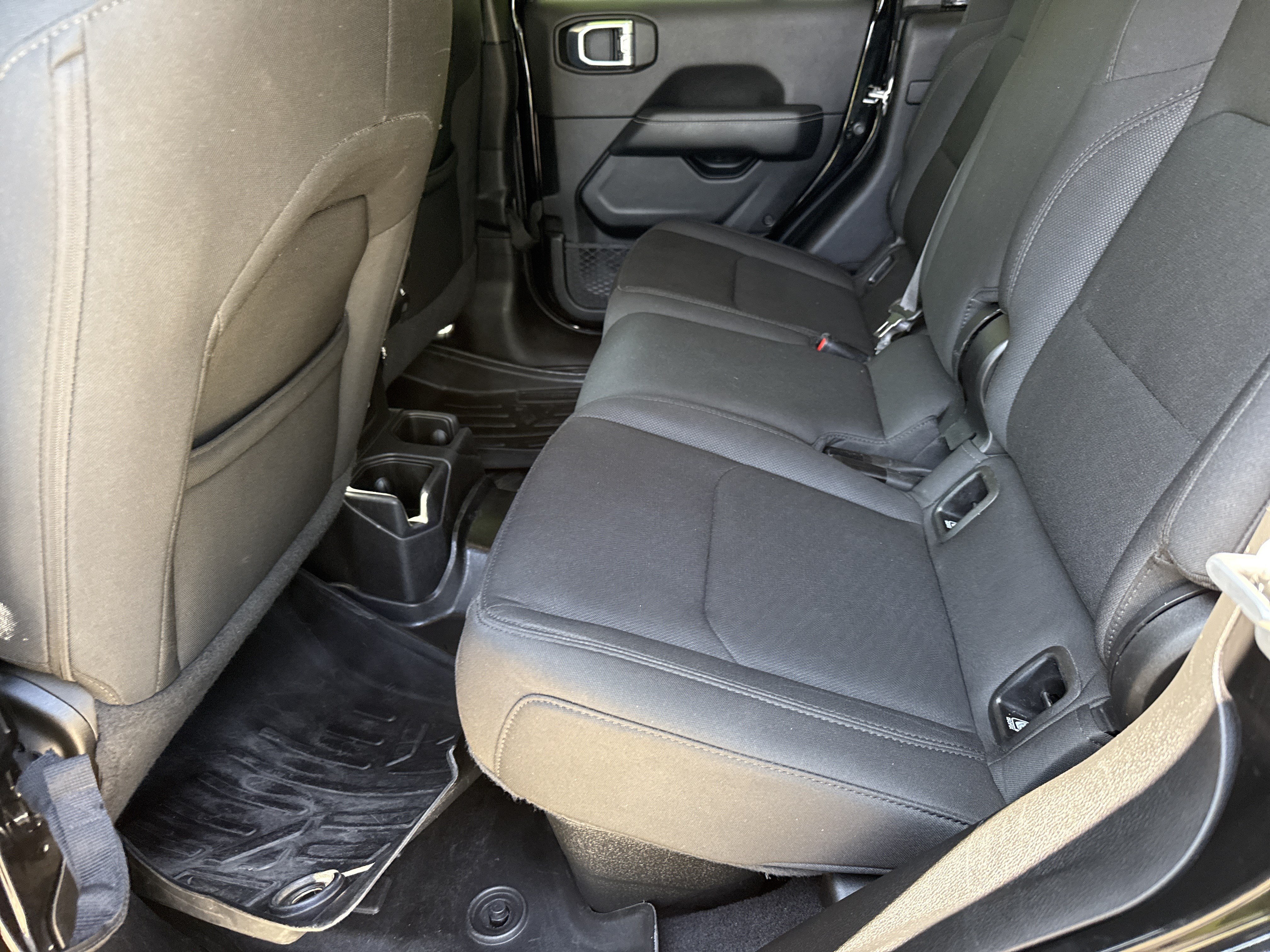 Used 2021 Jeep Gladiator Overland AWD/4WD image 21
