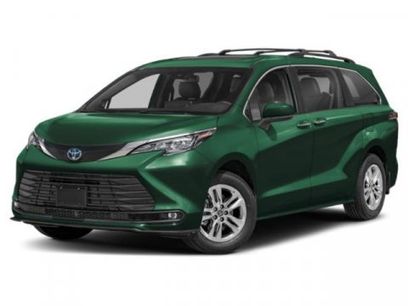 New 2025 Toyota Sienna XLE Woodland Edition