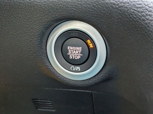 New 2026 Chrysler Pacifica Select image 31