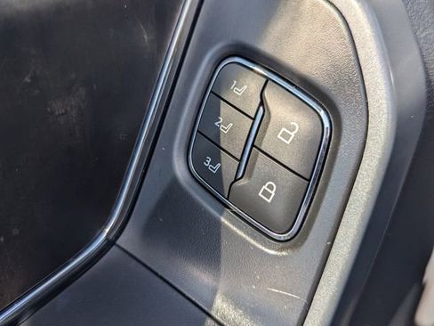 Used 2022 Ford F150 Lariat w/ Equipment Group 502A High image 15