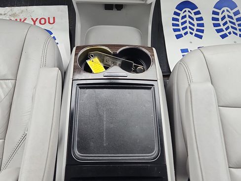 Used 2018 Toyota Sienna XLE Premium image 19