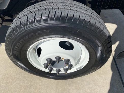 New 2025 Ford E-350 and Econoline 350 Super Duty w/ Power Equipment Group image 4