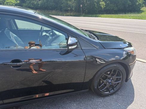 Used 2016 Ford Focus SE w/ Equipment Group 201A FWD image 5