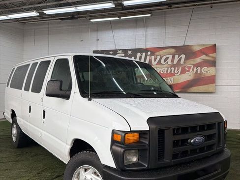 Used 2011 Ford E-350 and Econoline 350 XL w/ PWR Windows & Locks Group image 8