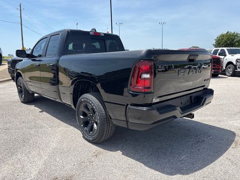New 2026 RAM 1500 Express AWD/4WD image 4