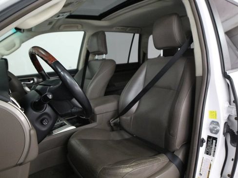 Used 2011 Lexus GX 460 w/ Comfort Plus Pkg AWD/4WD image 51