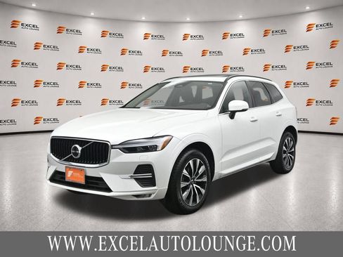Used 2023 Volvo XC60 B5 Core AWD/4WD image 1