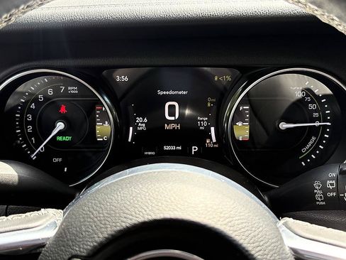 Used 2022 Jeep Wrangler Unlimited Sahara w/ Cold Weather Group AWD/4WD image 19