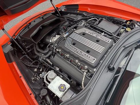 Used 2019 Chevrolet Corvette Z06 w/ Battery Protection Package image 16