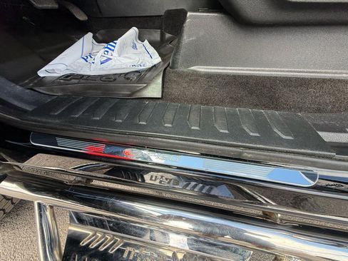 Used 2018 Ford F150 Lariat w/ Equipment Group 502A Luxury AWD/4WD image 56
