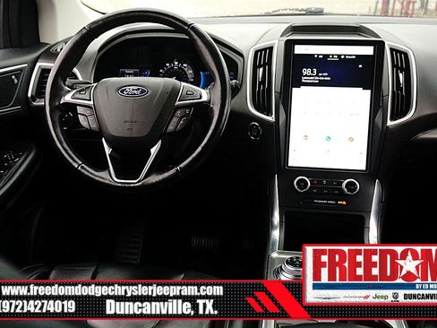 Used 2022 Ford Edge Titanium AWD/4WD image 17