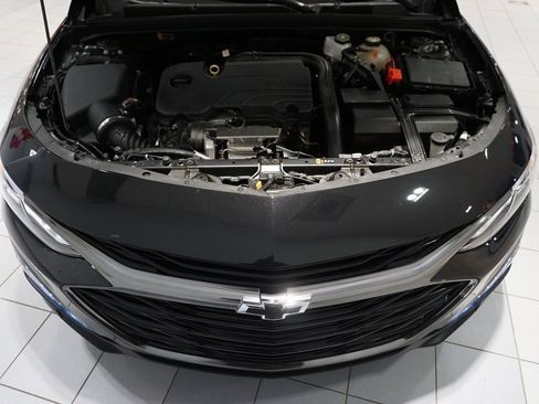 Certified 2023 Chevrolet Malibu LT w/ Midnight Edition image 30