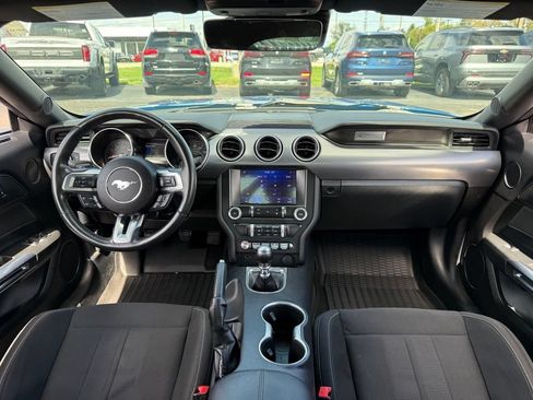 Used 2021 Ford Mustang GT RWD image 2