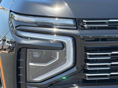 New 2026 Chevrolet Suburban High Country AWD/4WD image 34