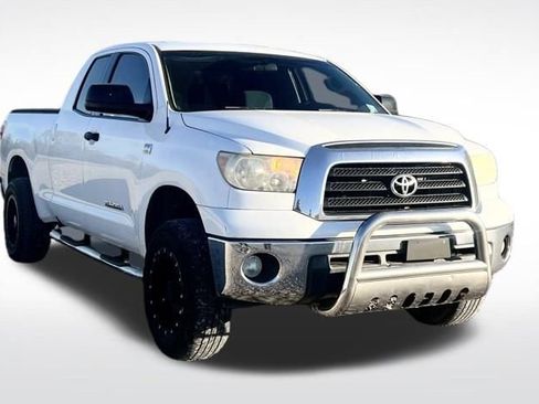 Used 2009 Toyota Tundra Grade image 3