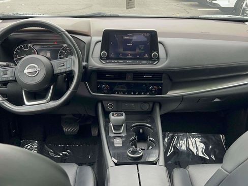 Used 2023 Nissan Rogue SV w/ SV Premium B Package AWD/4WD image 27