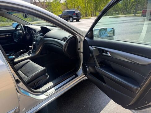 Used 2012 Acura TL SH-AWD image 16