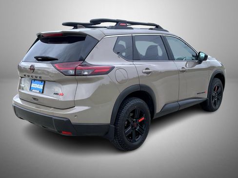 Certified 2025 Nissan Rogue SV AWD/4WD image 5