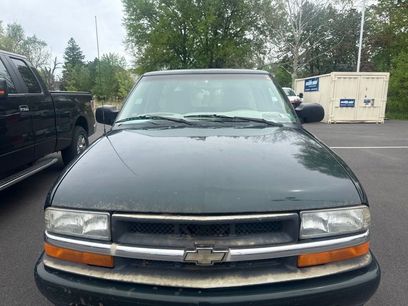 Used 2001 Chevrolet S10 Pickup LS w/ Preferred Equipment Group