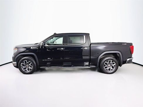 Used 2023 GMC Sierra 1500 SLT w/ SLT Premium Package AWD/4WD image 8
