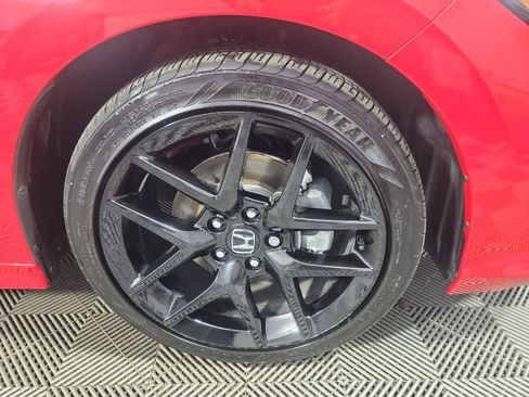 Certified 2025 Honda Civic Sport image 3