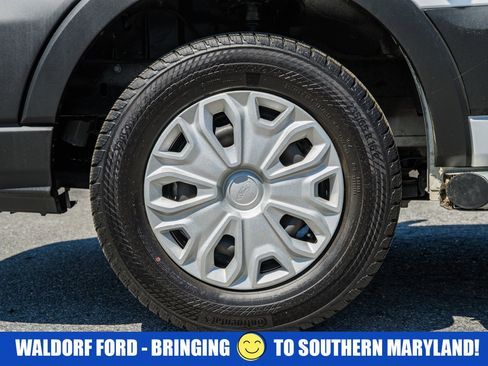 Used 2024 Ford Transit 250 Low Roof w/ Exterior Upgrade Package RWD image 17