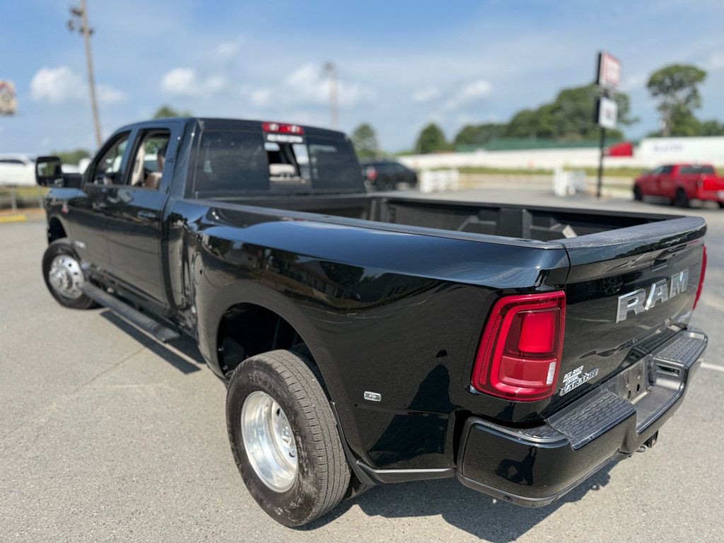 Used 2025 RAM 3500 Laramie AWD/4WD image 16