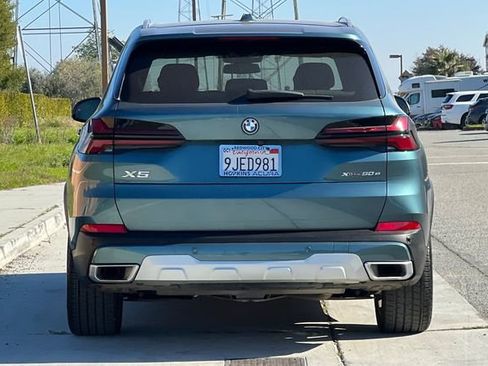 Used 2024 BMW X5 xDrive50e w/ Premium Package image 5