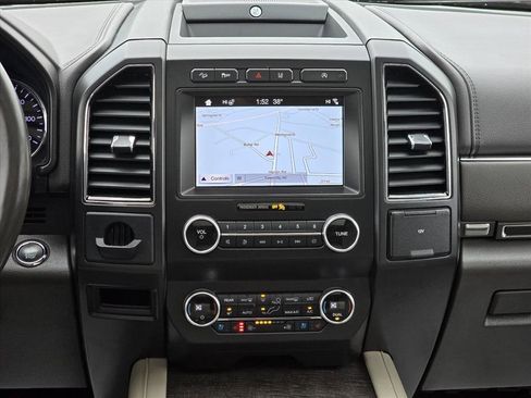 Used 2019 Ford Expedition Limited w/ Equipment Group 301A image 17