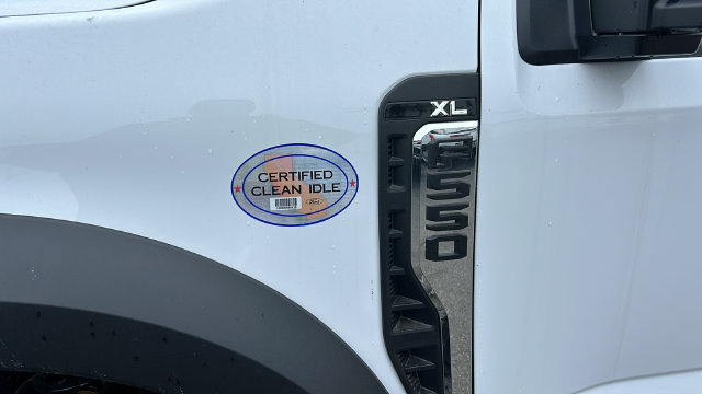 New 2026 Ford F550 4x4 Crew Cab Super Duty image 12