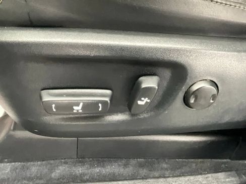 Used 2021 Lexus GX 460 Luxury w/ Sport Design Package AWD/4WD image 6