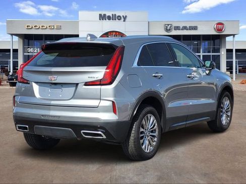 Used 2024 Cadillac XT4 Premium Luxury FWD image 4