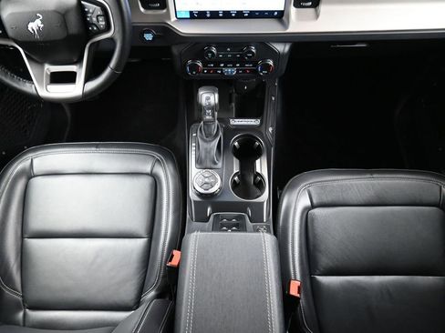 Used 2025 Ford Bronco Outer Banks image 30