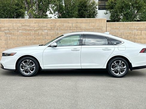 Certified 2023 Honda Accord EX image 7