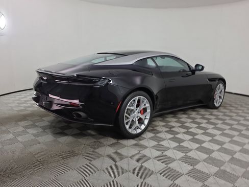 Used 2019 Aston Martin DB11 Coupe RWD image 7