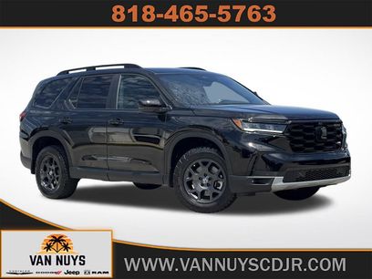Used 2025 Honda Pilot TrailSport