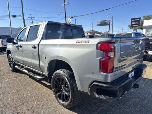 Used 2023 Chevrolet Silverado 1500 LT Trail Boss w/ LT Trail Boss Premium Package image 9